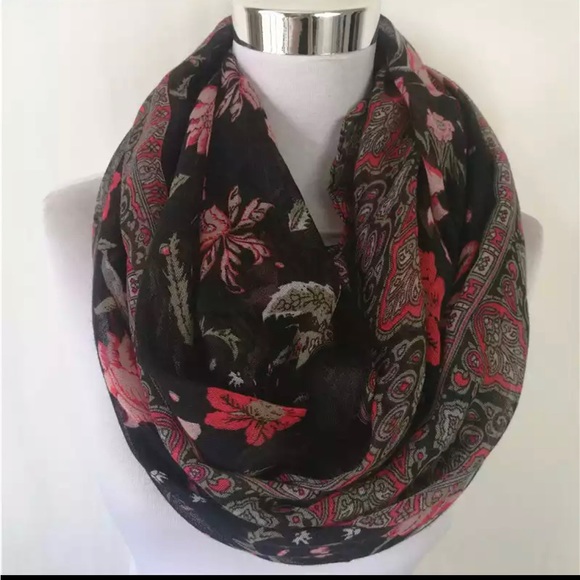 Boho Boutique Accessories - Infinity scarf. New in package